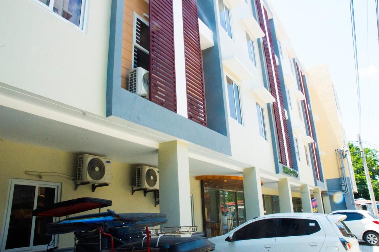 Elti Suites By Bluebookers Angeles Bagian luar foto