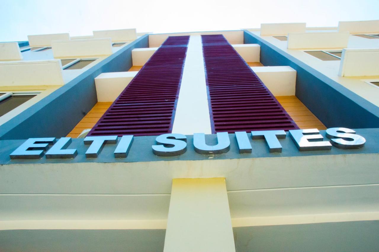 Elti Suites By Bluebookers Angeles Bagian luar foto